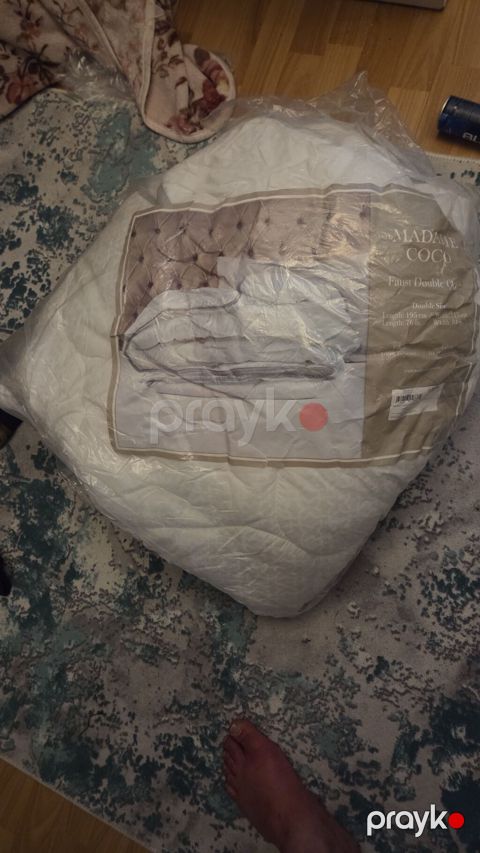 Yeni Böyüklər üçün İki nəfərlik Polyester Yorğan