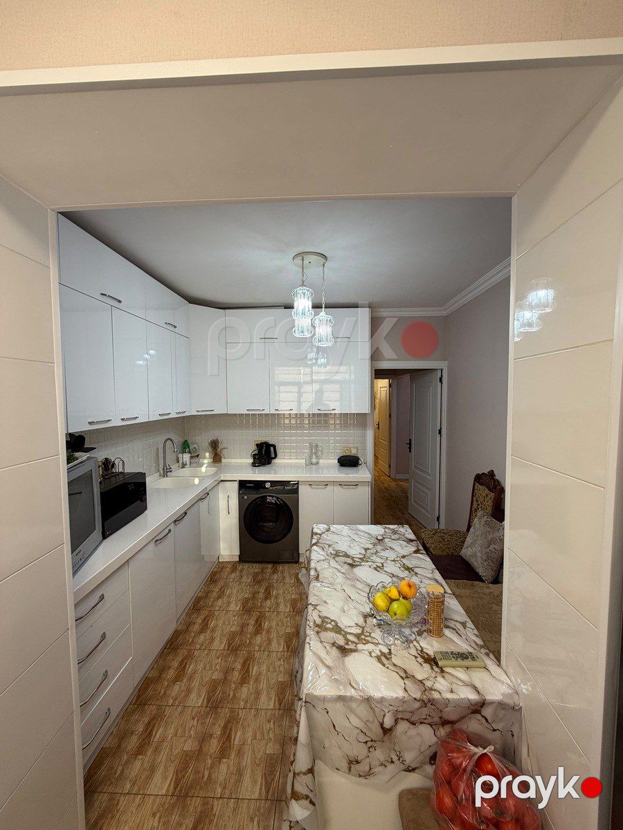 Satılır 4 otaqlı köhnə tikili 95 m² — Mənzil, Bakı (4)