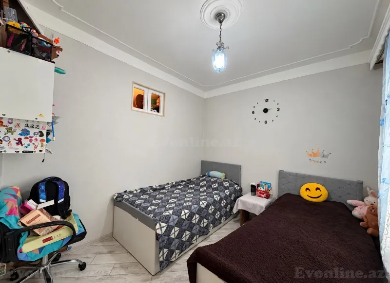 Satılır 4 otaqlı Mənzil Köhnə tikili 84 m² Bakı, Suraxanı r., Yeni Günəşli — Mənzil, Bakı (8)