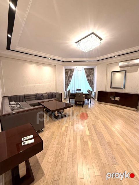 Satılır 2 otaqlı yeni tikili 115 m² — Bakı