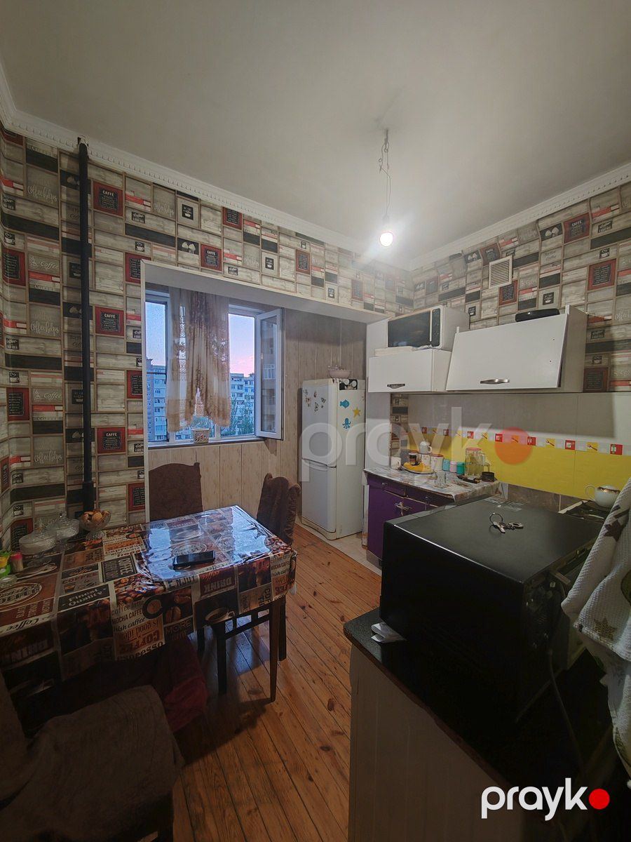 Satılır 4 otaqlı köhnə tikili 100 m² — Mənzil, Bakı (11)