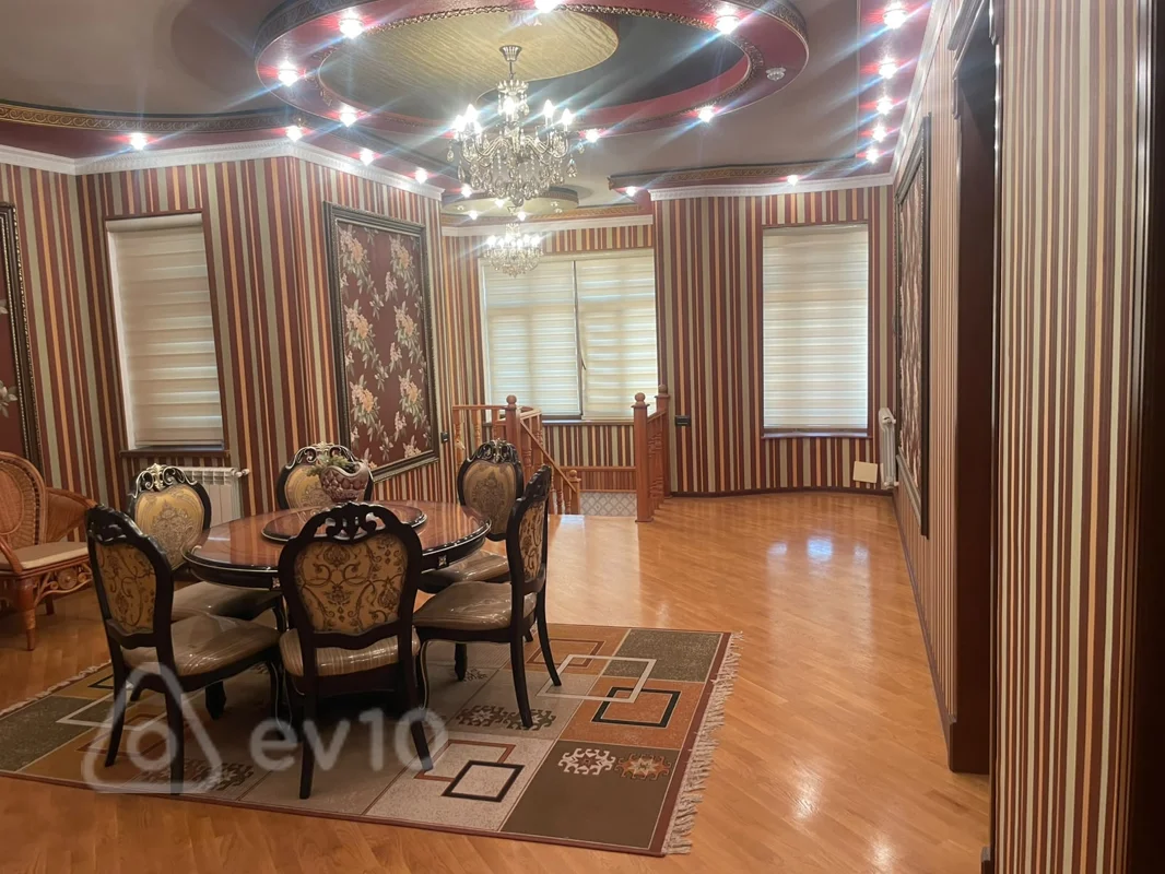 8 otaqlı həyət evi, 270 m², Zabrat — Ev, villa, Bakı (9)