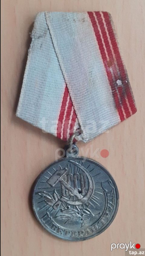Sovet dövrünə aid medal – “Veteran Truda” (Ссср, “За долголетний — Sumqayıt