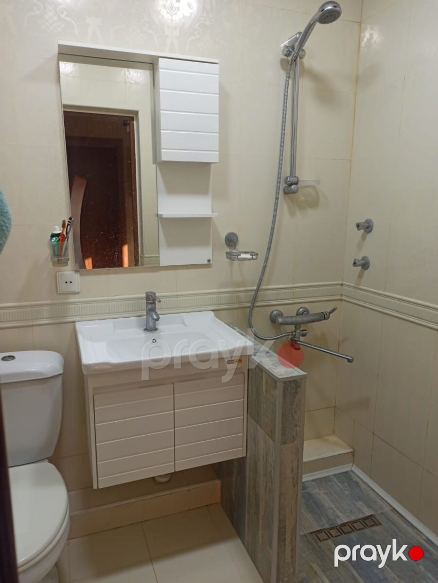 Satılır 4 otaqlı köhnə tikili 120 m² — Mənzil, Bakı (7)