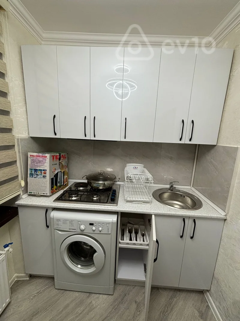 1 otaqlı mənzil, 30 m², Neftçilər metrosu — kirayə — Mənzil, Bakı (4)