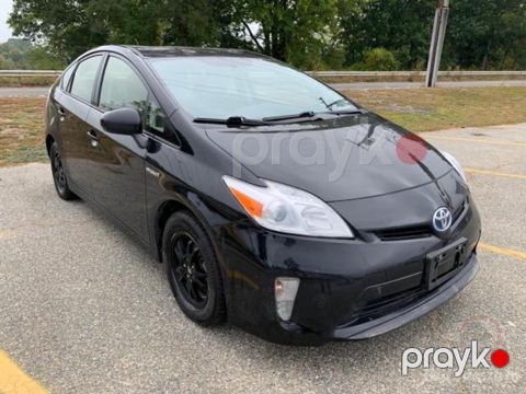 Toyota Prius icarəsi — Bakı