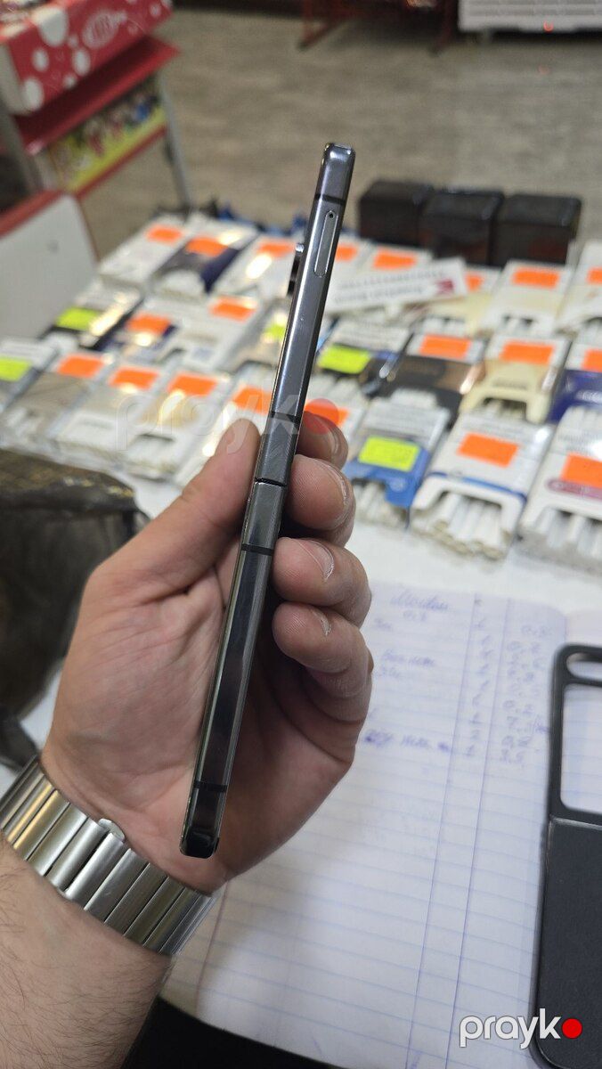 Samsung Galaxy Z Flip 5 Gray 256GB/8GB — Smartfonlar, Bakı (6)