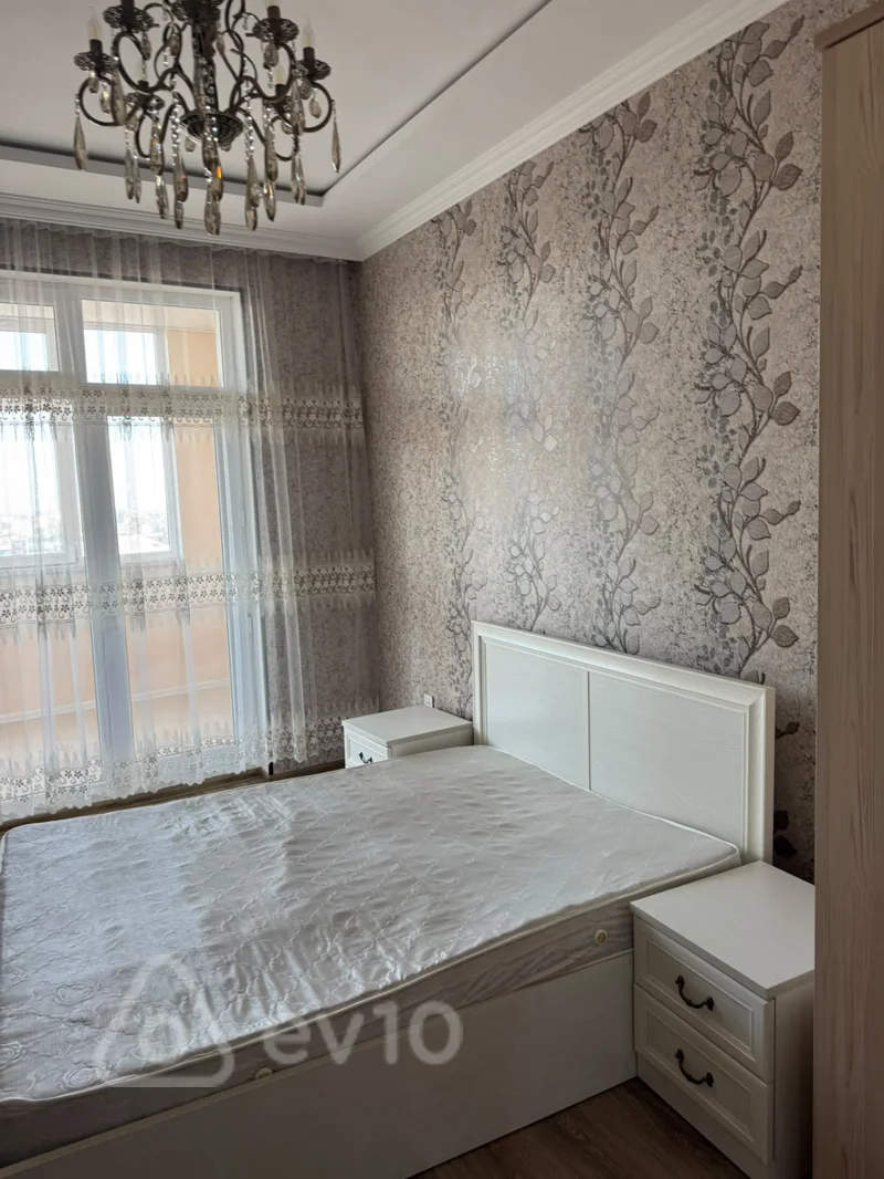 3 otaqlı mənzil, 120 m², Xan Şuşinskiy — kirayə — Mənzil, Bakı (8)