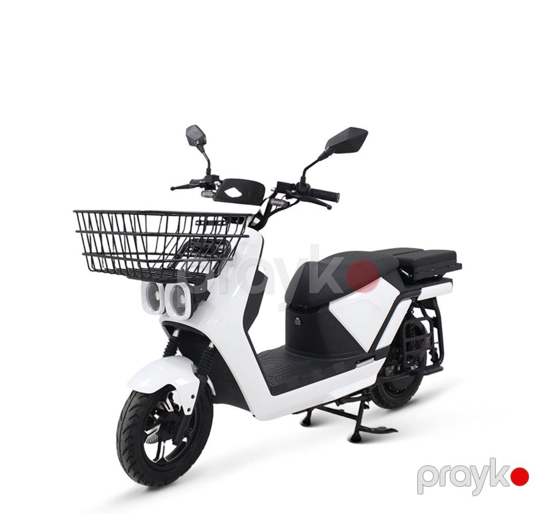 Moped icarəsi — Avtomobil icarəsi, Bakı (2)