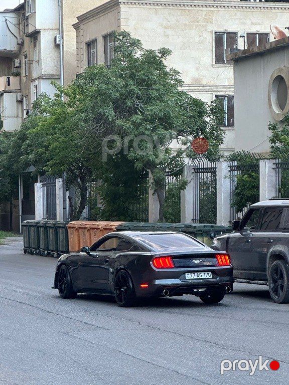 Ford Mustang, 2.3 L, 2018 il, 177 000 km — Avtomobillər, Bakı (4)