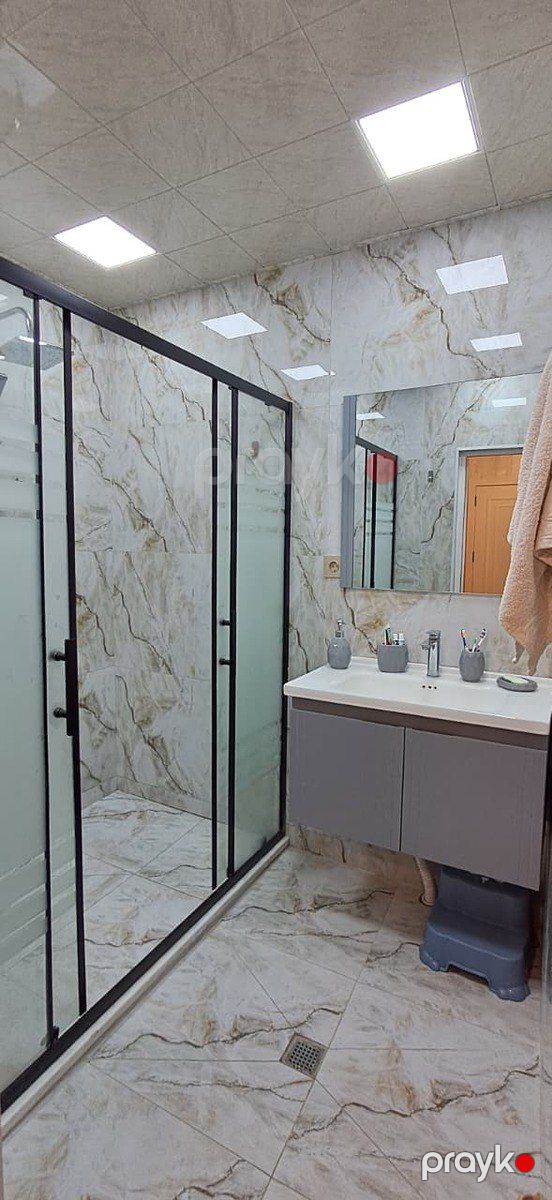Satılır 2 otaqlı köhnə tikili 65 m² — Mənzil, Bakı (8)