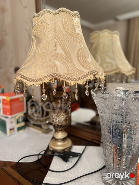 Masaüstü lampa — Bakı