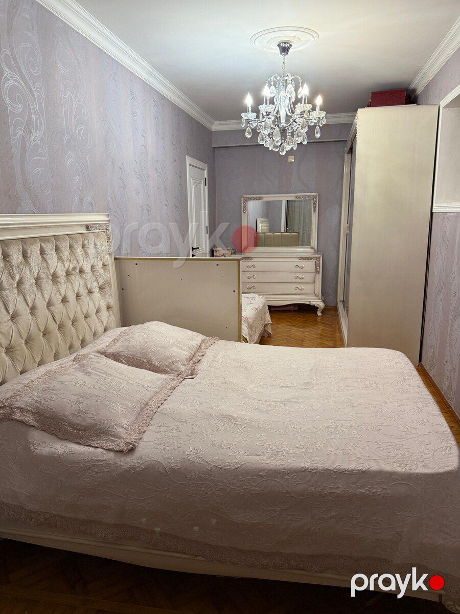 Satılır 3 otaqlı köhnə tikili 90 m² — Mənzil, Bakı (8)