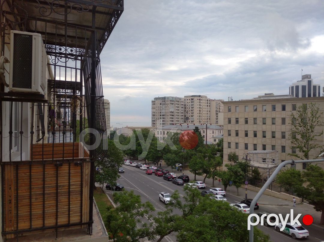Satılır 2 otaqlı köhnə tikili 48 m² — Mənzil, Bakı (4)
