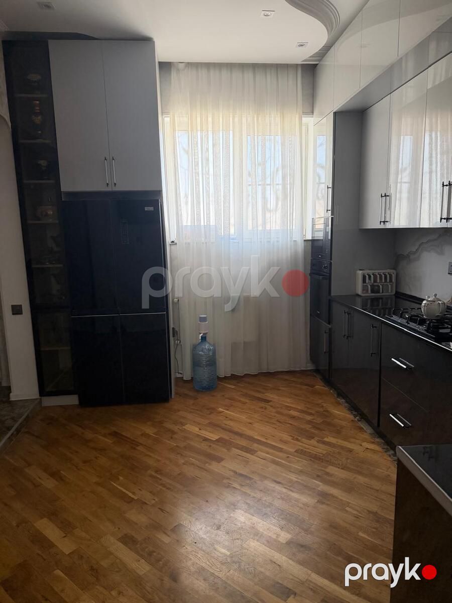 Satılır 5 otaqlı həyət evi/bağ evi 227 m² — Ev, villa, Bakı (11)