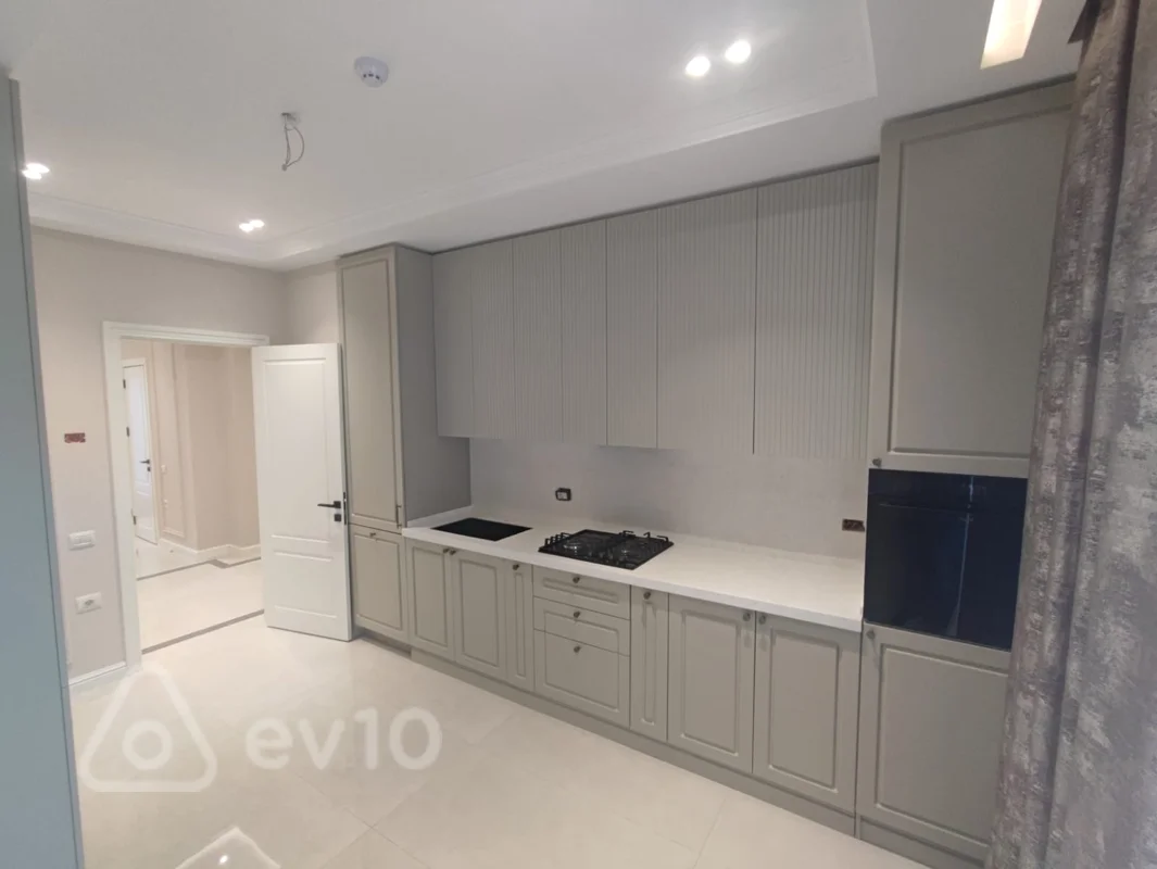 4 otaqlı mənzil, 129 m², İslam Abışov küçəsi — kirayə — Bakı