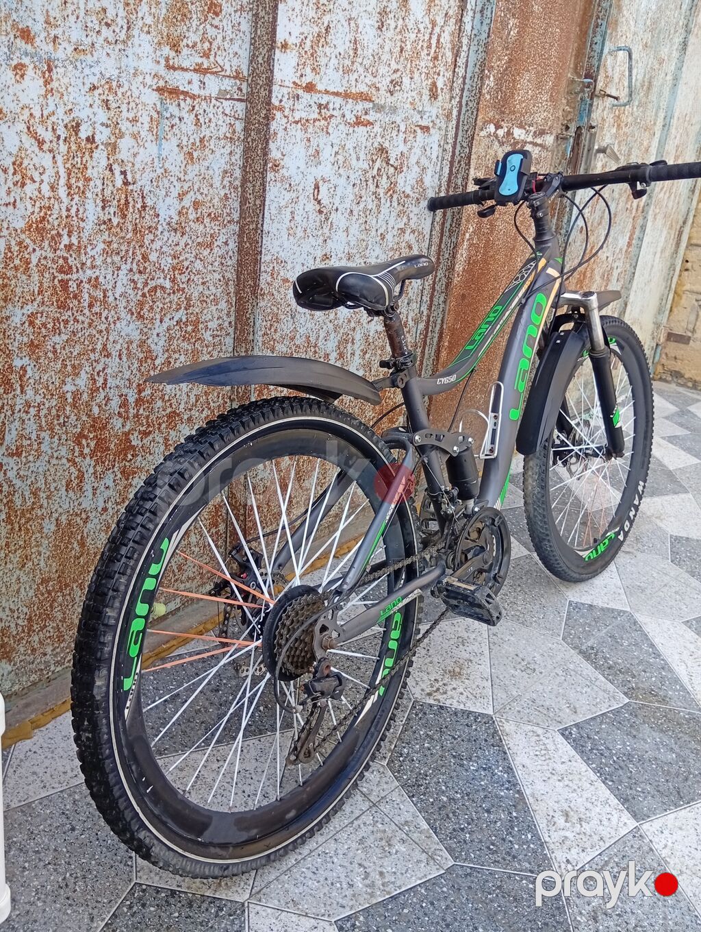 26 Lano velosipedi tək problemi rolun paçenniki dağılıb arxa təkər — Dağ velosipedləri, Masazır (9)