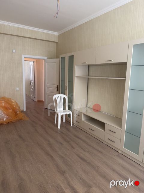 İcarəyə verilir 3 otaqlı yeni tikili 80 m² — Bakı