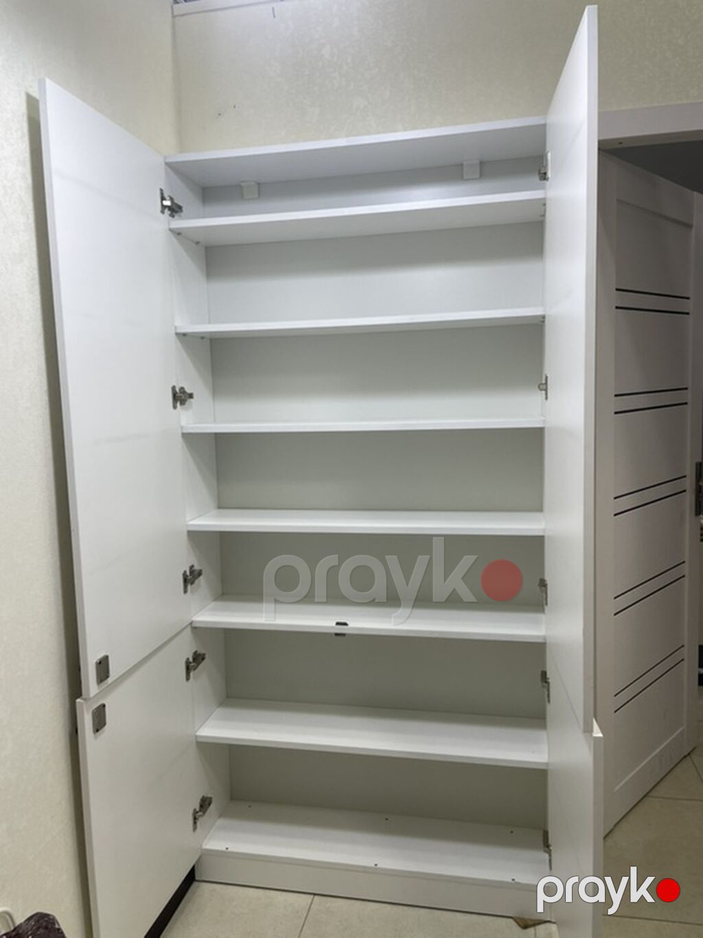 Ağ rəngli çoxfunksiyalı dolab - Minimalist düz ön panellər, 4 qapılı — Şkaflar, Bakı (2)