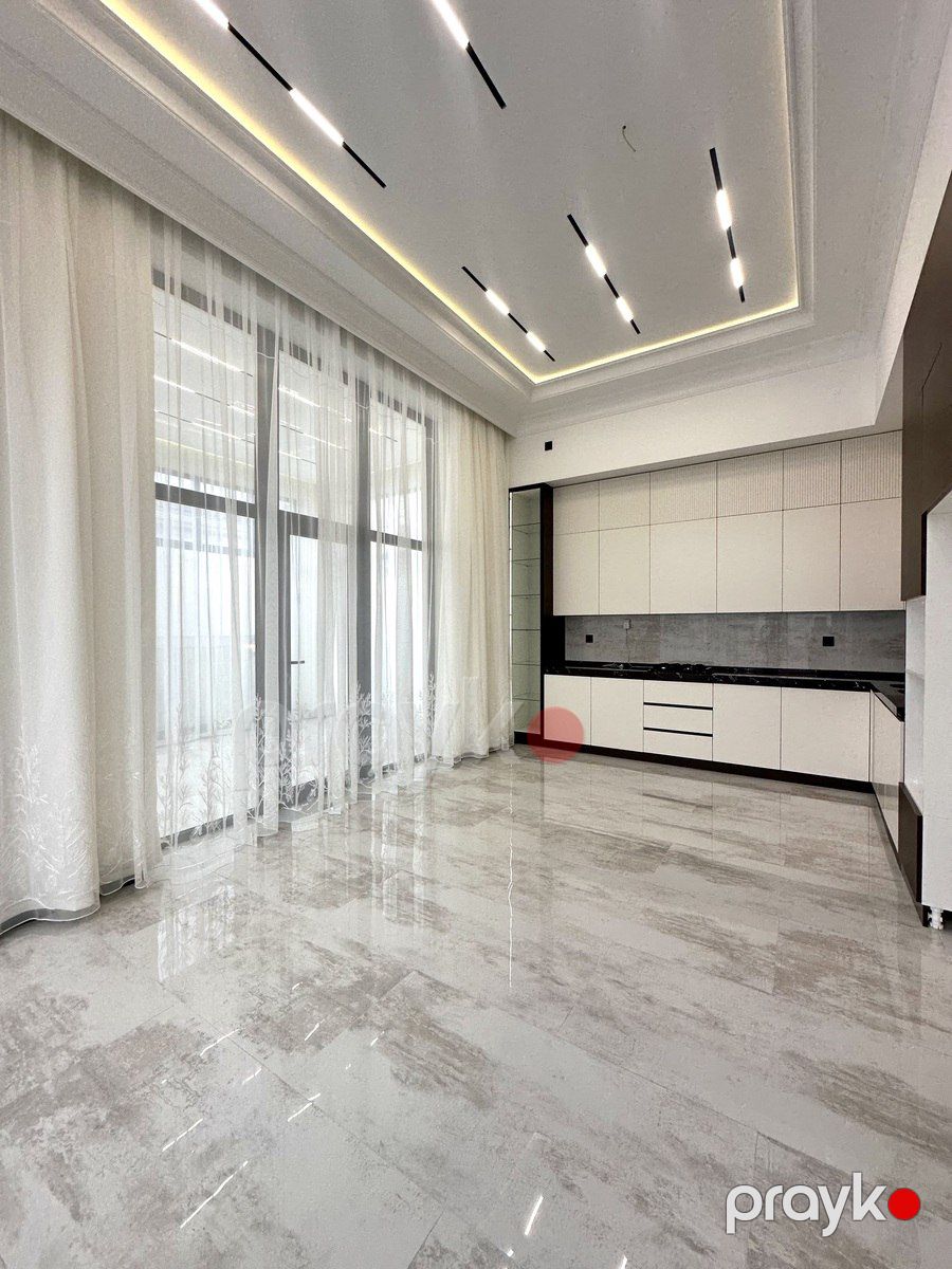 Satılır 5 otaqlı həyət evi/bağ evi 240 m² — Ev, villa, Bakı (9)