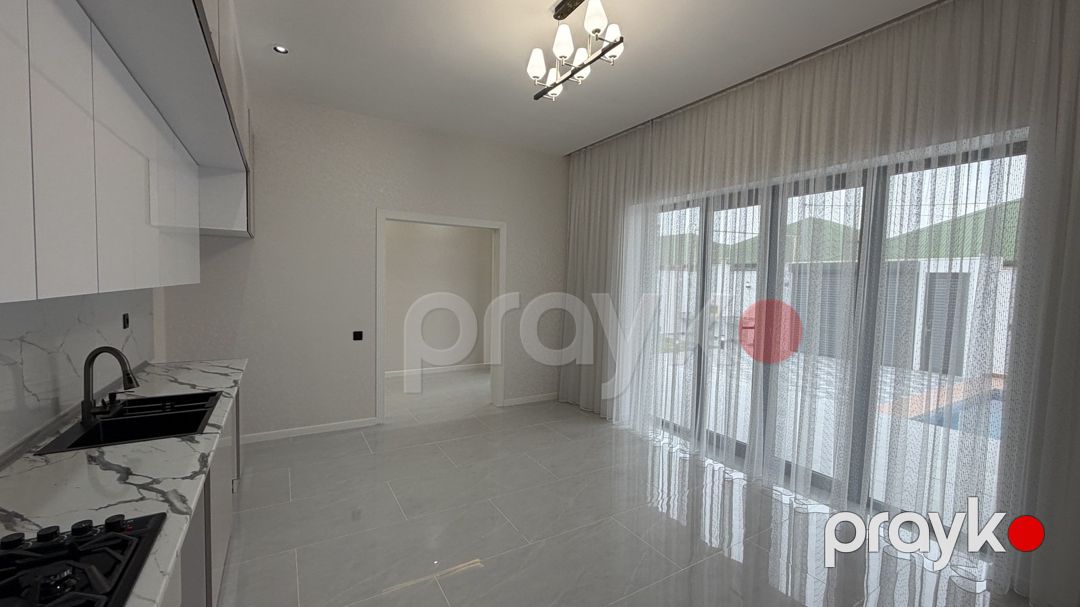Satılır 4 otaqlı həyət evi/bağ evi 160 m² — Ev, villa, Bakı (9)
