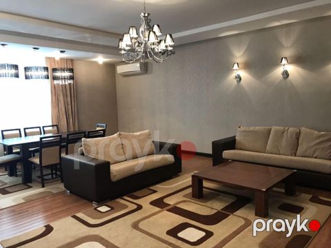İcarəyə verilir 4 otaqlı yeni tikili 190 m² — Bakı