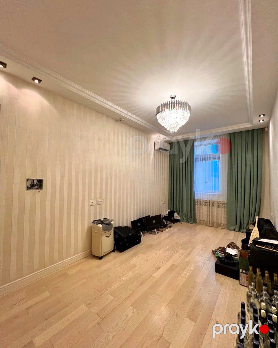 Satılır 4 otaqlı yeni tikili 220 m² — Mənzil, Bakı (9)