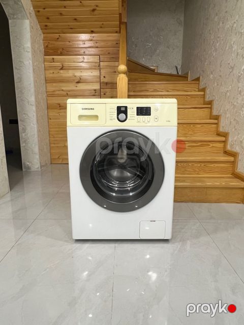 Paltaryuyan Samsung — Bakı