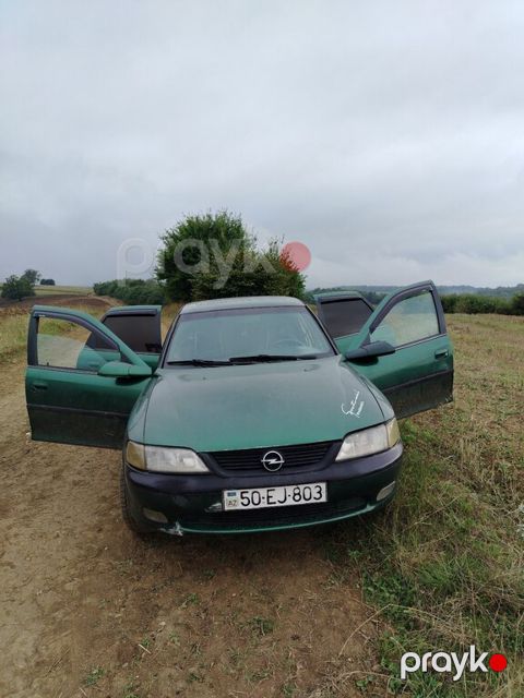 Opel Vectra, 2.0 L, 1996 il, 450 000 km — Qusar