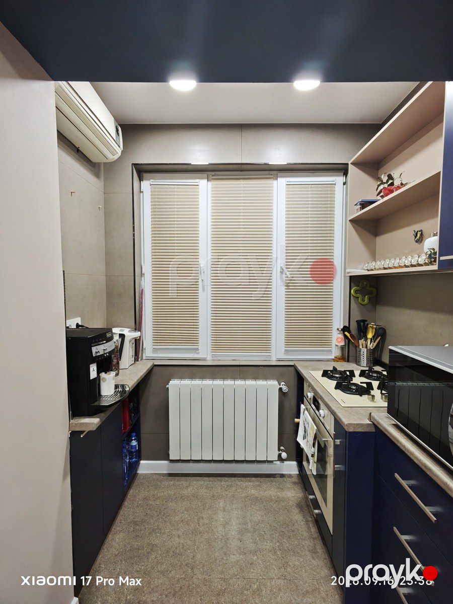 Satılır 3 otaqlı köhnə tikili 100 m² — Mənzil, Bakı (7)