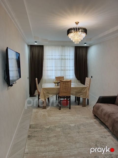 Satılır 3 otaqlı köhnə tikili 65 m² — Bakı