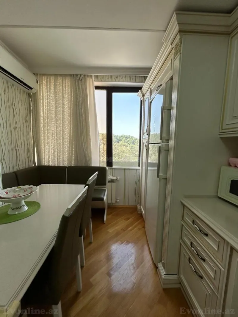 Satılır 2 otaqlı Mənzil Köhnə tikili 52 m² Bakı, Yasamal r., Elmlər Akademiyası m — Mənzil, Bakı (5)