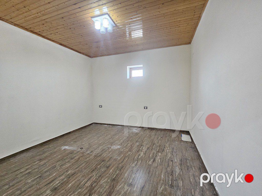 Satılır 4 otaqlı həyət evi/bağ evi 250 m² — Ev, villa, Bakı (12)