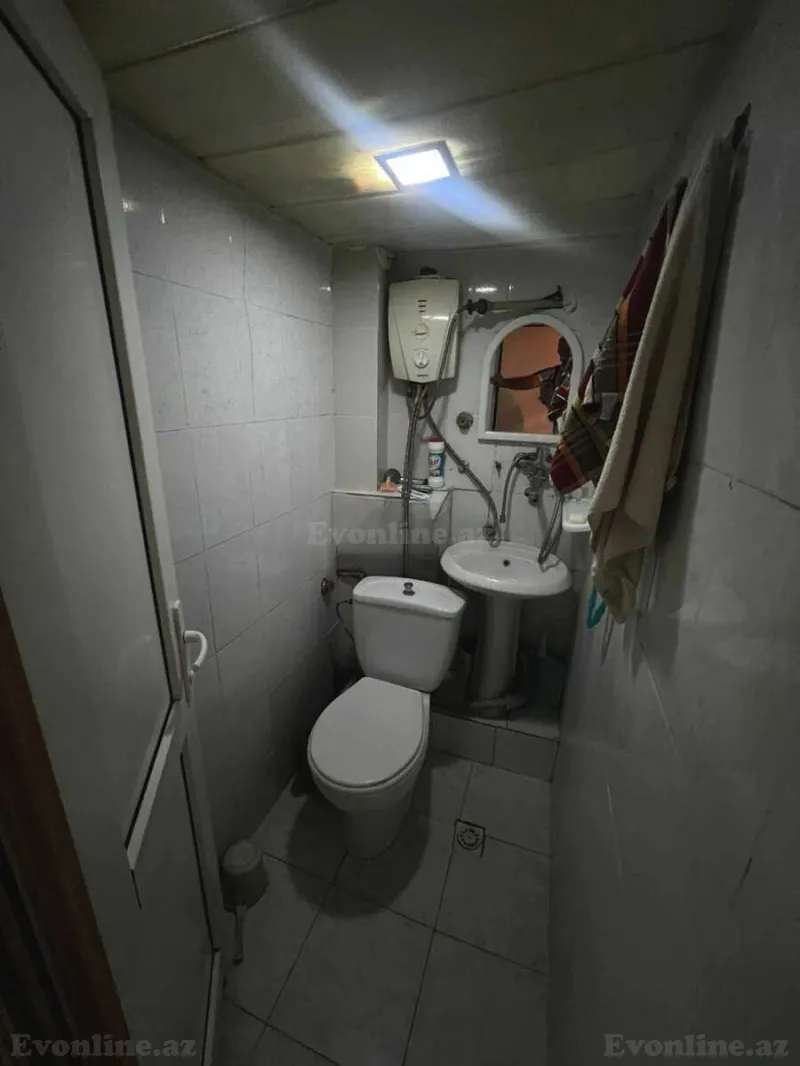 Satılır 2 otaqlı Mənzil Köhnə tikili 35 m² Bakı, Nərimanov r — Mənzil, Bakı (6)
