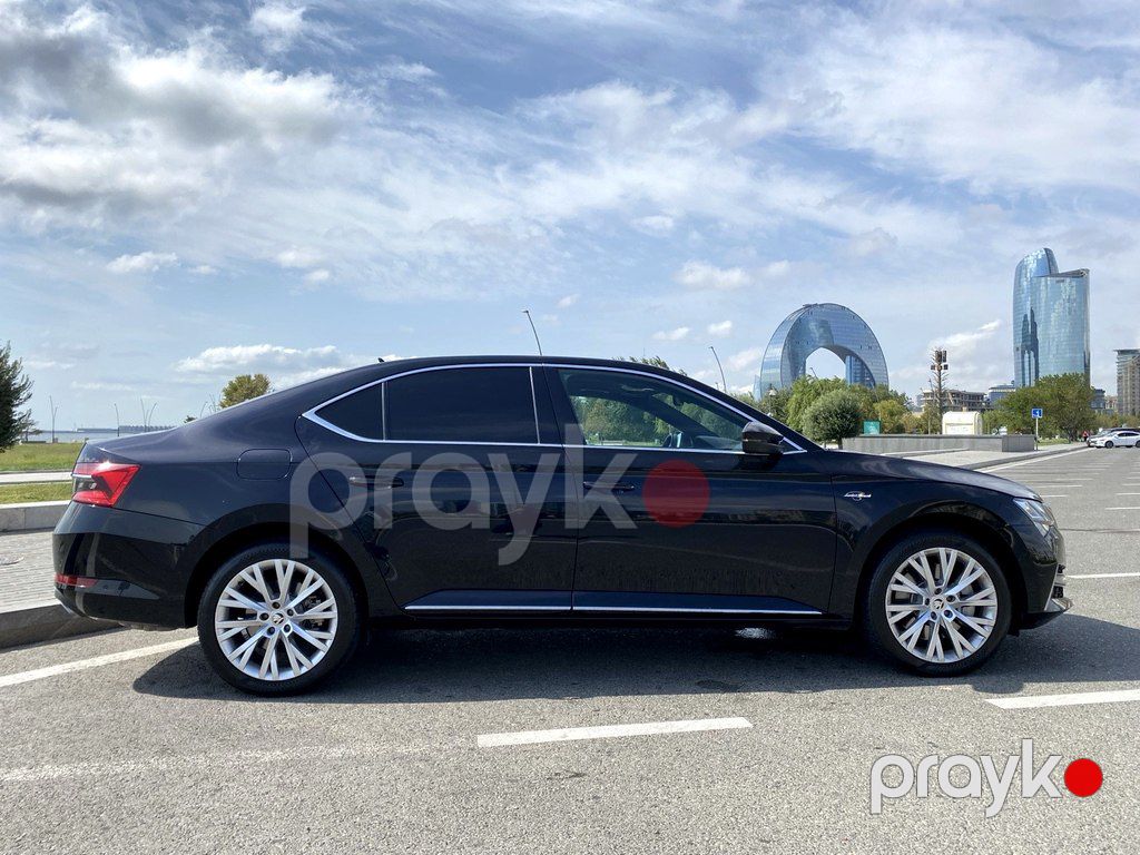Skoda Superb, 2.0 L, 2021 il, 77 500 km — Avtomobillər, Bakı (4)