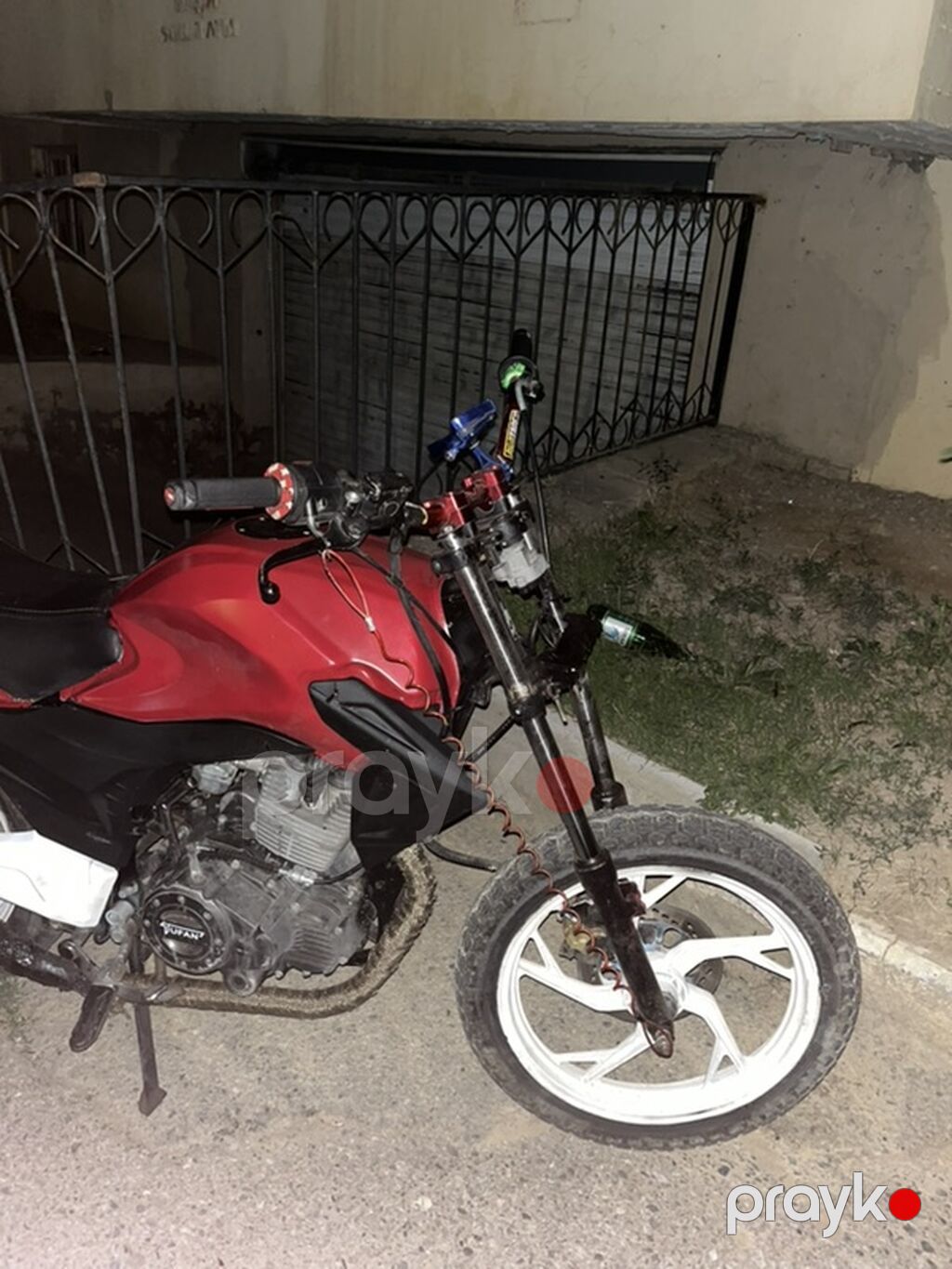 Tufan — Motosikletlər, Xırdalan (4)