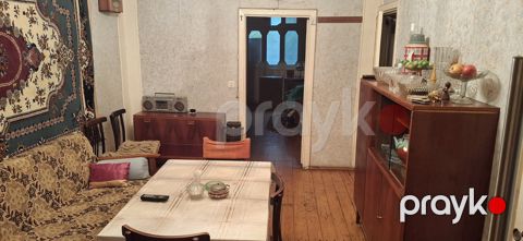 Satılır 2 otaqlı köhnə tikili 60 m² — Bakı