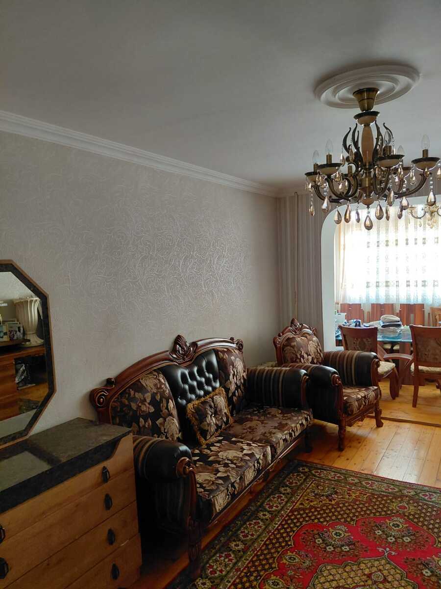 Satılır 4 otaqlı köhnə tikili 100 m² — Mənzil, Bakı (3)