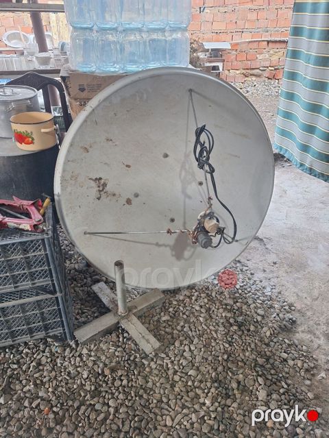Peyk anten sistemi - Diametr: təxminən 90–100 sm metal güzgü — Gəncə