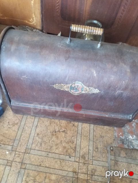 Məhsul: Singer mexaniki tikiş maşını (antique model) Xüsusiyyətlər — Bakı