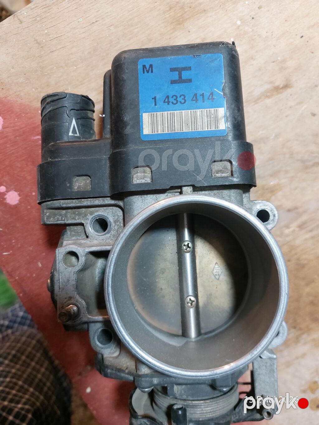 Elektron qaz klapanı (Throttle Body) BMW E38 - Model/işarə: üzərində — Mühərriklər, Xırdalan (3)