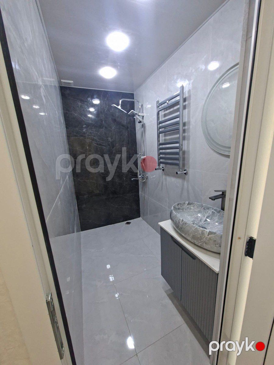 Satılır 2 otaqlı köhnə tikili 70 m² — Mənzil, Bakı (12)