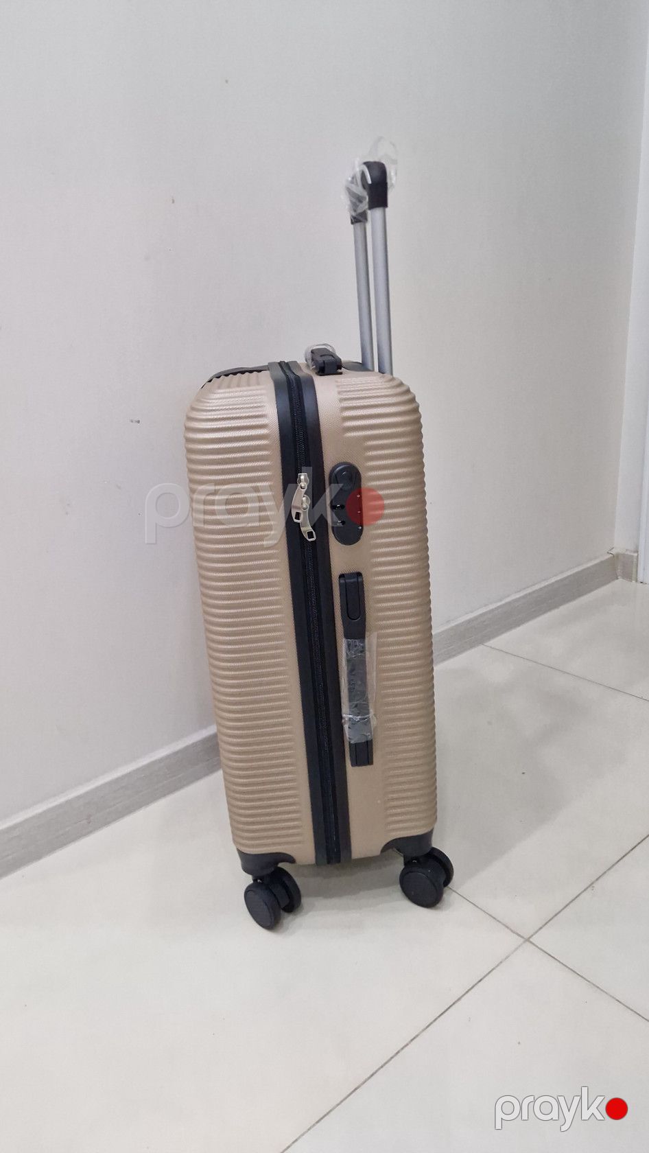 Çamadan 4 təkərli 2153248, qızılı, silikon, ölçü M — Çamadanlar, Bakı (2)