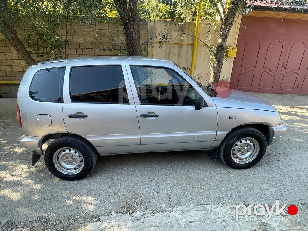 Chevrolet Niva: 1.7 l 2008 il 203000 km Ofrouder/SUV — Avtomobillər, Bakı (6)