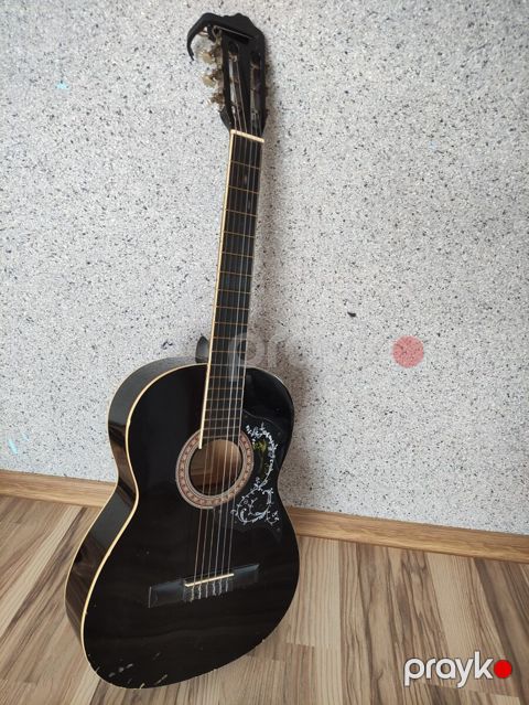Klassik gitara — Bakı