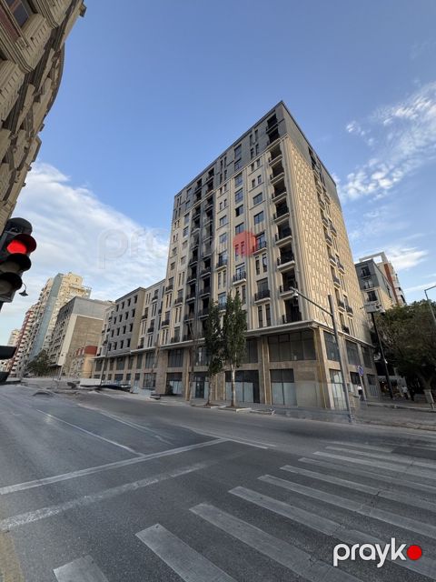 Satılır 2 otaqlı yeni tikili 70 m² — Bakı