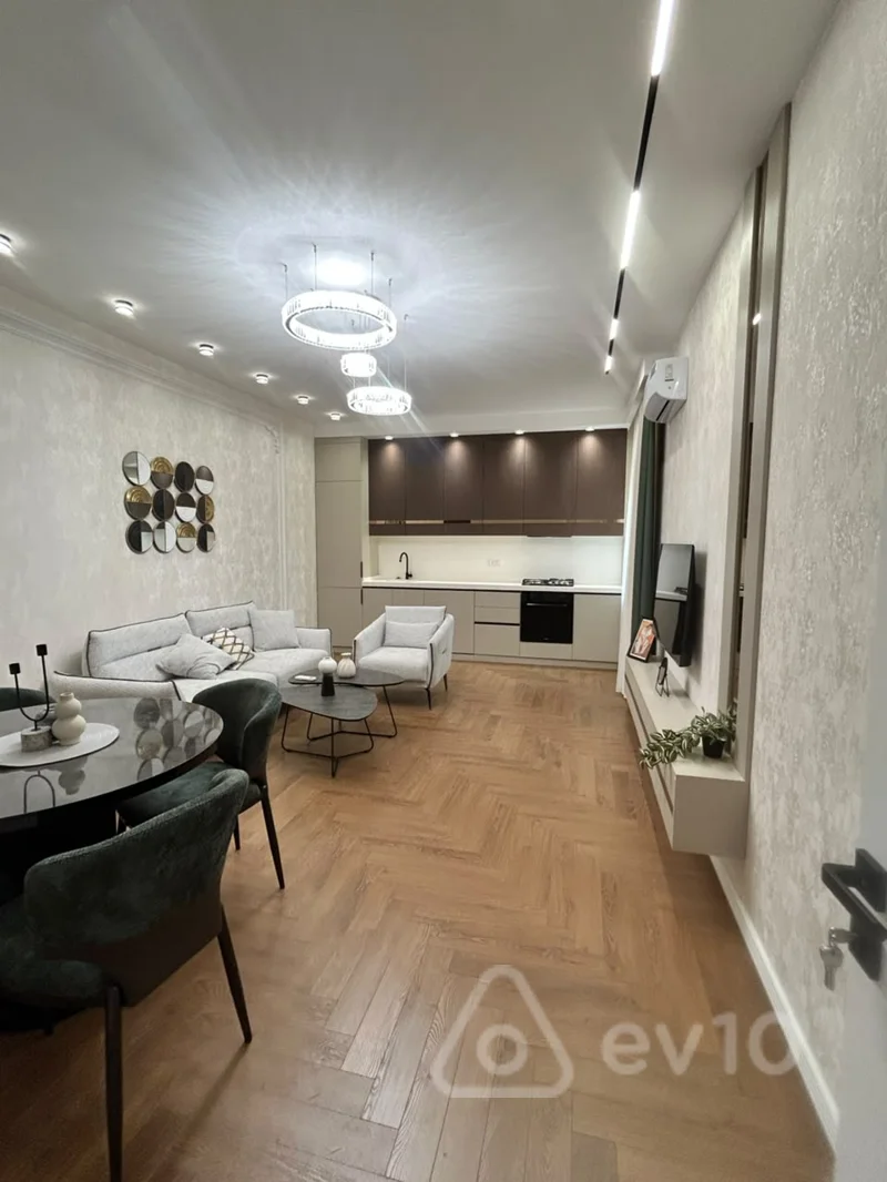 3 otaqlı mənzil, 90 m², Sabit Rəhman küçəsi — Bakı