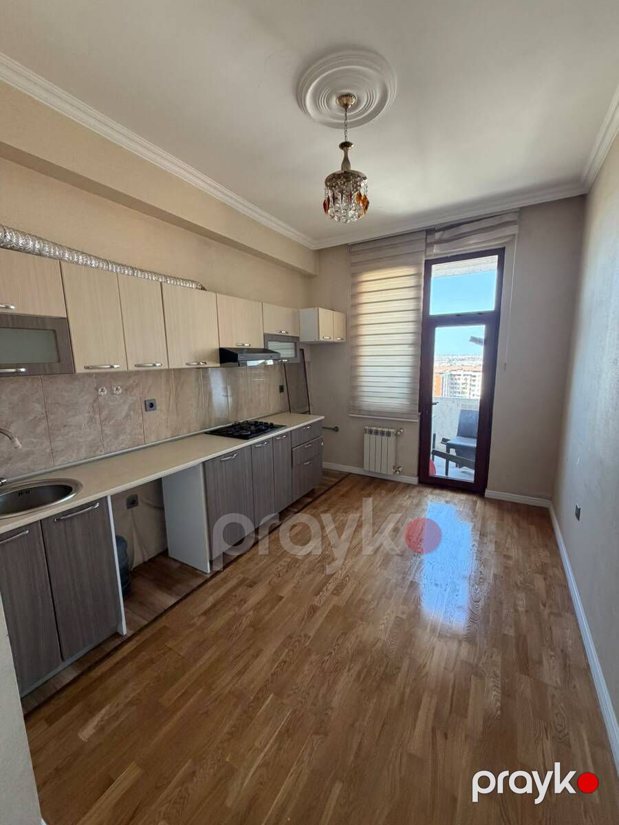 Satılır 2 otaqlı köhnə tikili 74 m² — Mənzil, Bakı (6)