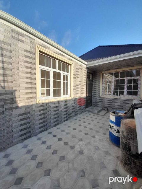 Satılır 2 otaqlı həyət evi/bağ evi 60 m² — Bakı