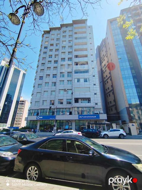 Satılır 2 otaqlı yeni tikili 150 m² — Bakı